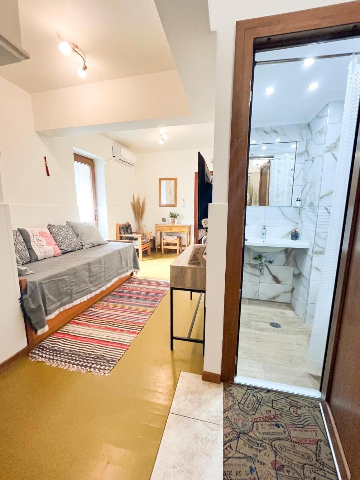 Miltiadis Apartments Kokkári Eksteriør bilde